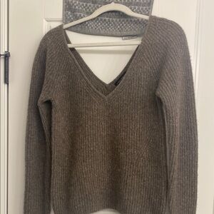 Cozy V-Neck Brown Sweater